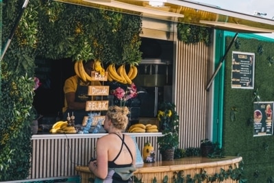 wHealthy Eats & Treats X De JuiceDealer