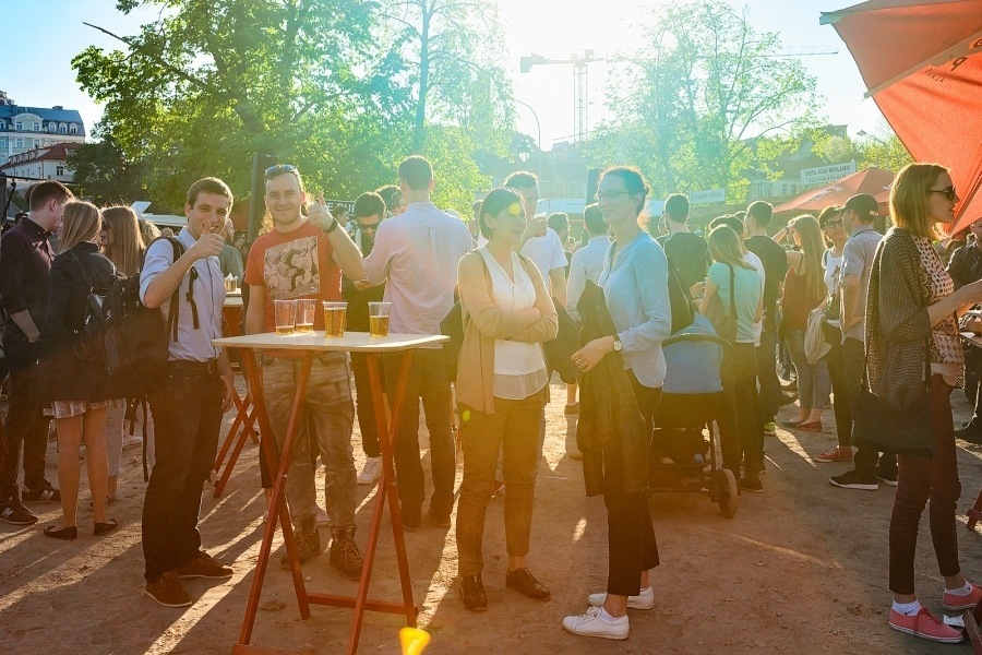 FOODTRUCK OP JOUW TUINFEEST