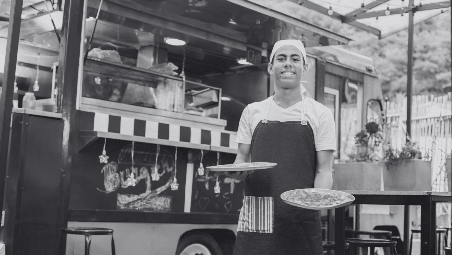 De Opkomst van FoodTrucks: Een Culinaire Revolutie op Wielen